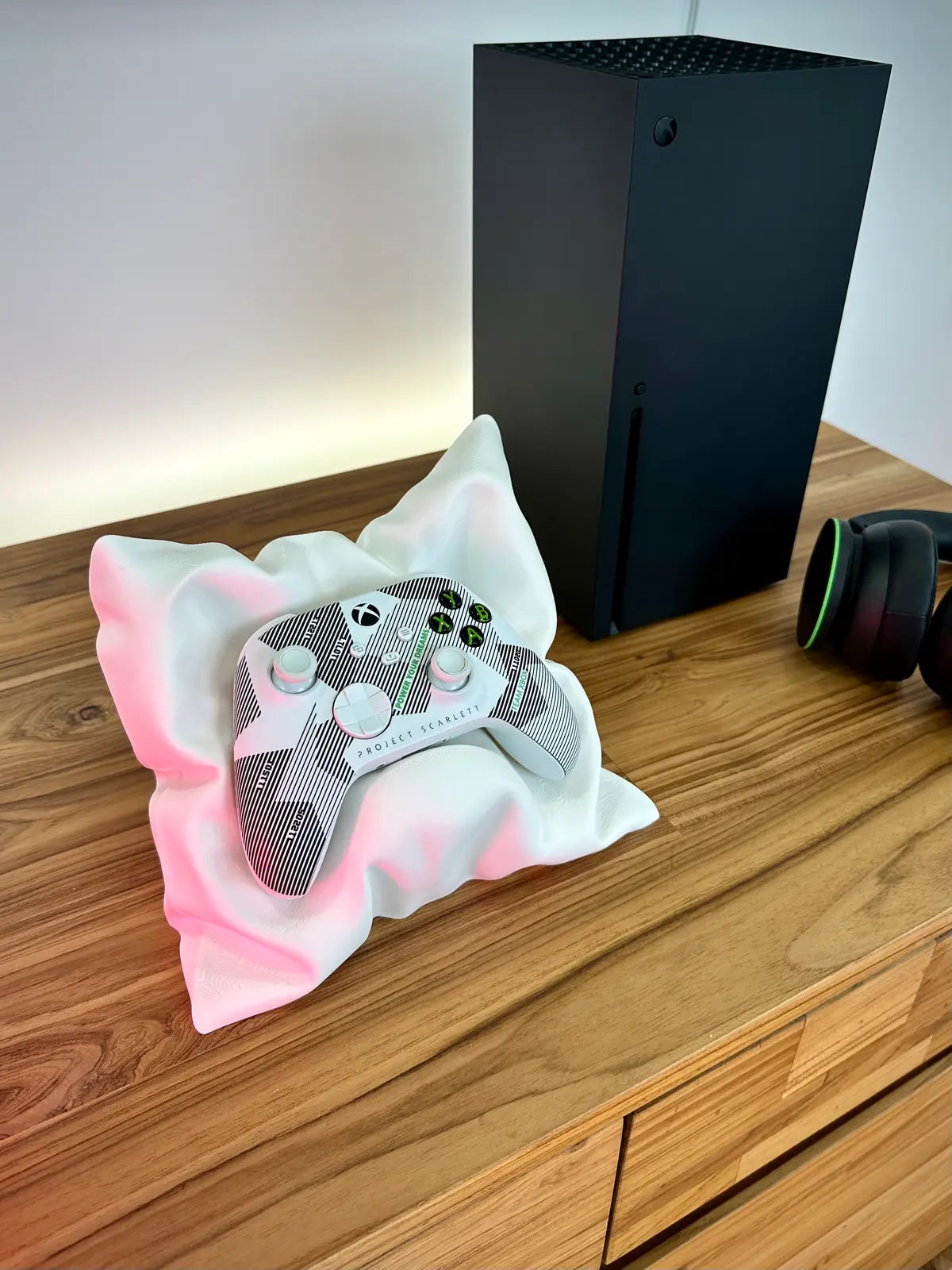 Pillow Controller Stand