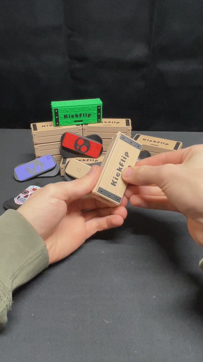 KickFlips - Magnetic Skateboard Fidgets
